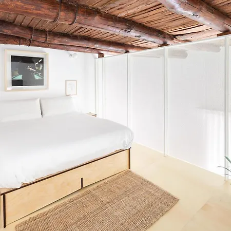 Real Paggeria בית הארחה